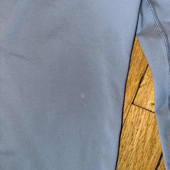 Alo Yoga High Waist Airbrush Capri Blue Skies SIZE MD - Picture 5 of 11